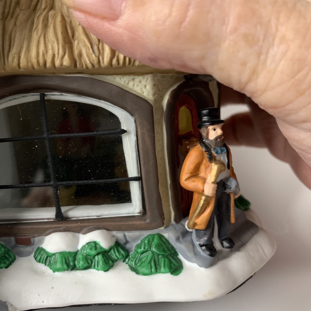 Lemax Enchanted Forest Glass Window House Mill Tavern Figurines Inside And Out - Picture 7 of 11